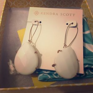 Kendra Scott Teardrop White Earrings